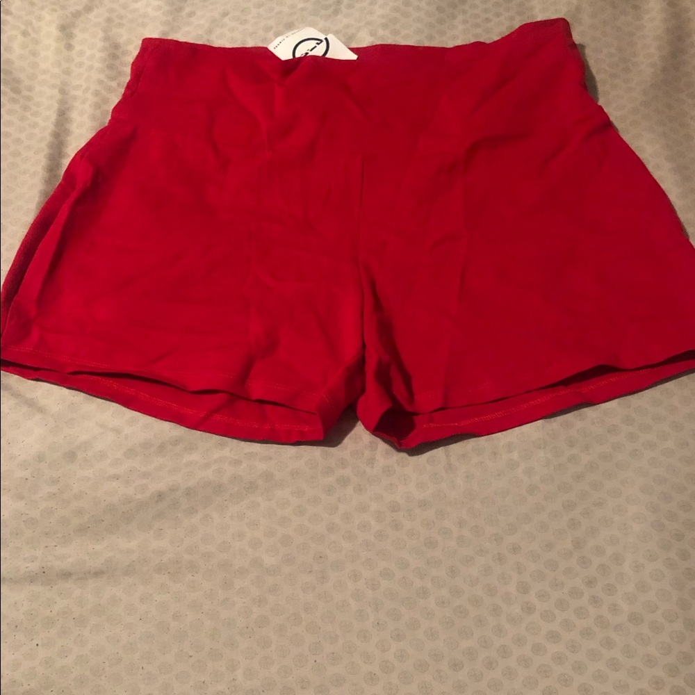 🔥NWT New high waist pull on shorts